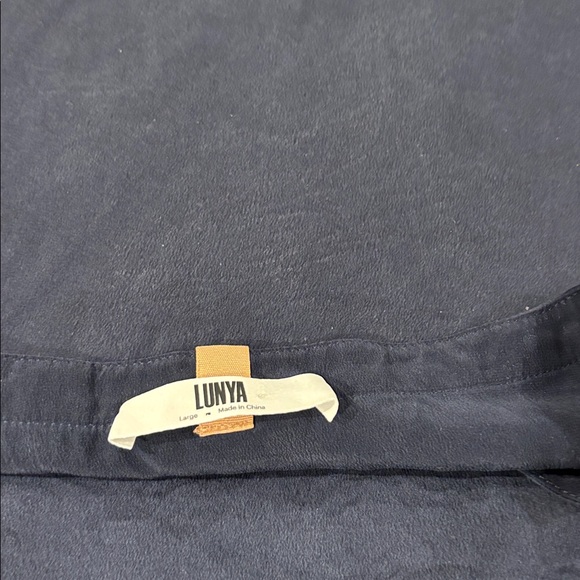 Lunya Washable Silk Tee Short Set - Picture 8 of 9